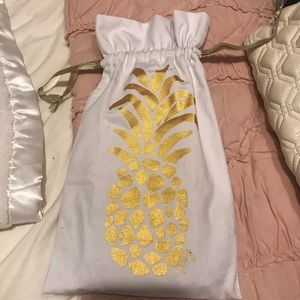 Lilly Pulitzer gift with purchase